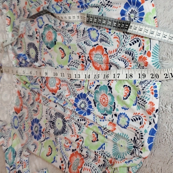 RED CAMEL Women's White Lacey Floral Long-Sleeve Flowy Boho Crop Top. EUC-Sz M - Picture 14 of 14